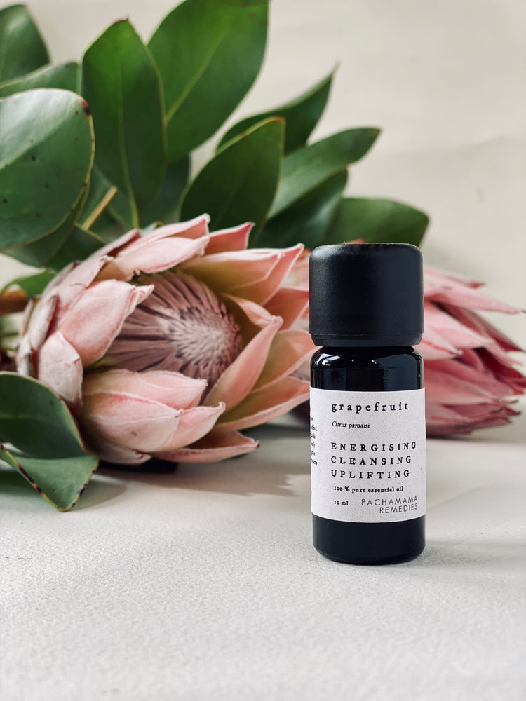 
                
                    Load image into Gallery viewer, GRAPEFRUIT ESSENTIAL OIL - Australia
                
            