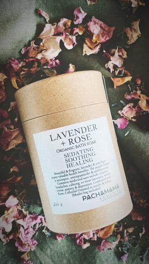 
                
                    Load image into Gallery viewer, LAVENDER + ROSE ORGANIC SOOTHING BATH SOAK
                
            